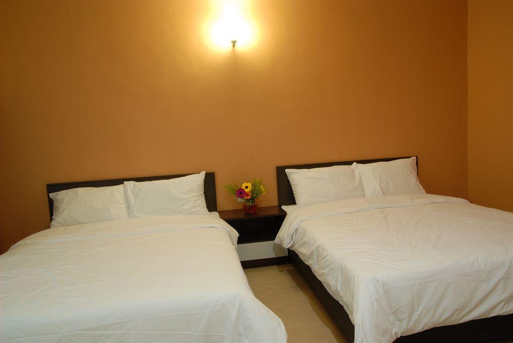 Live Com Hotel Johor Bahru Exterior photo