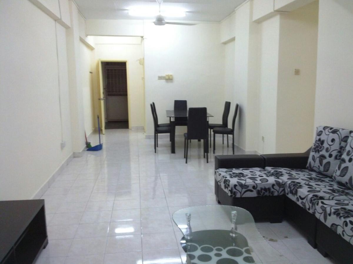 Live Com Hotel Johor Bahru Exterior photo